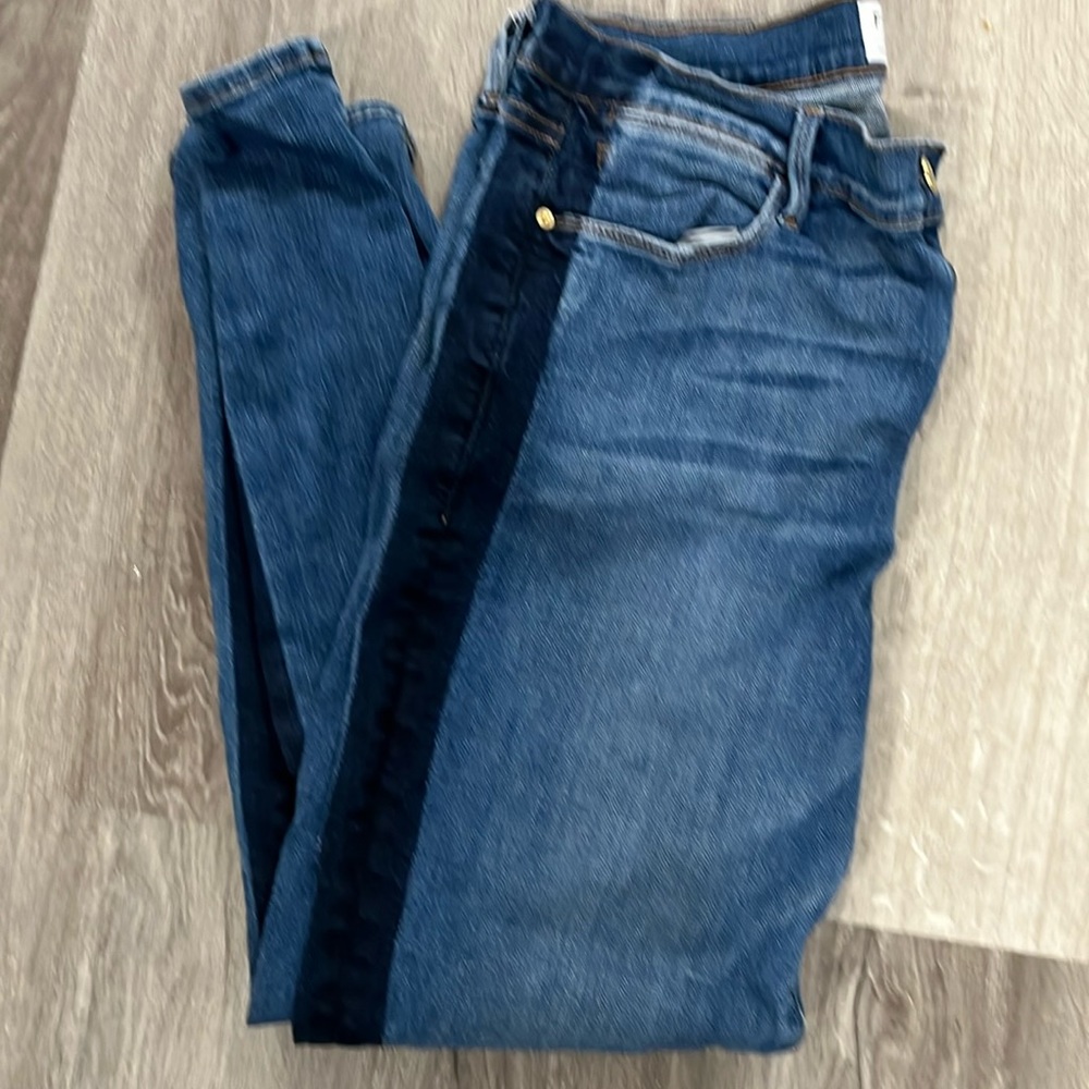 like new FRAME jeans with contrast on side